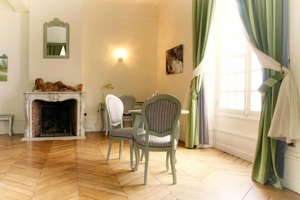 Logis Hotel Le Relais Louis XI Meung-sur-Loire Luaran gambar